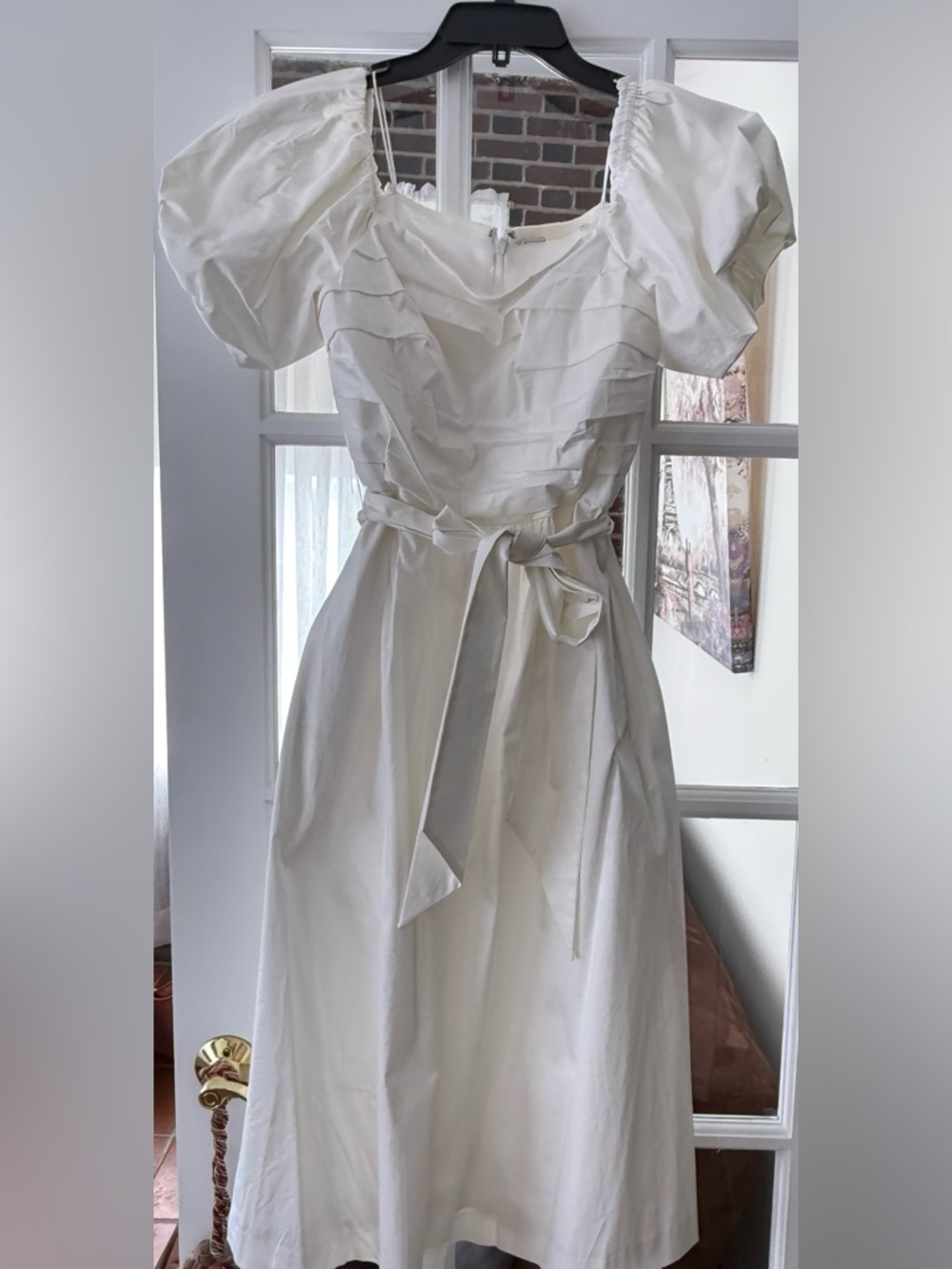 Elie Tahari White Puff-Sleeve Midi Dress